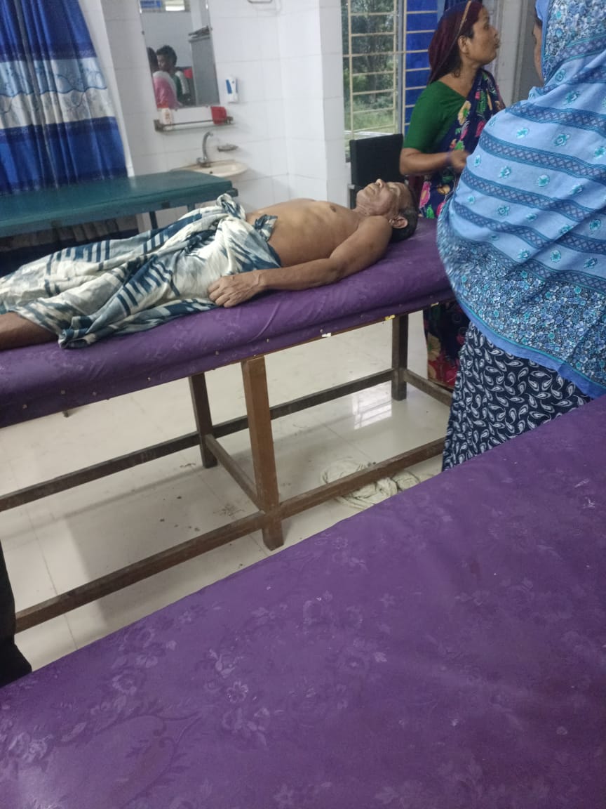 গোমস্তাপুরে বিদ্যুৎস্পৃষ্ট হয়ে এক জনের মৃত্যু।