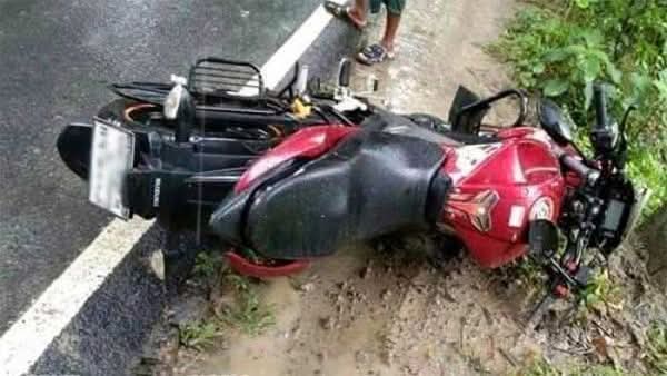 বোয়ালমারীতে বাসের ধাক্কায় বয়স্ক ব্যক্তি গুরুতর আহত, পালালো গোল্ডেন লাইন পরিবহন,,