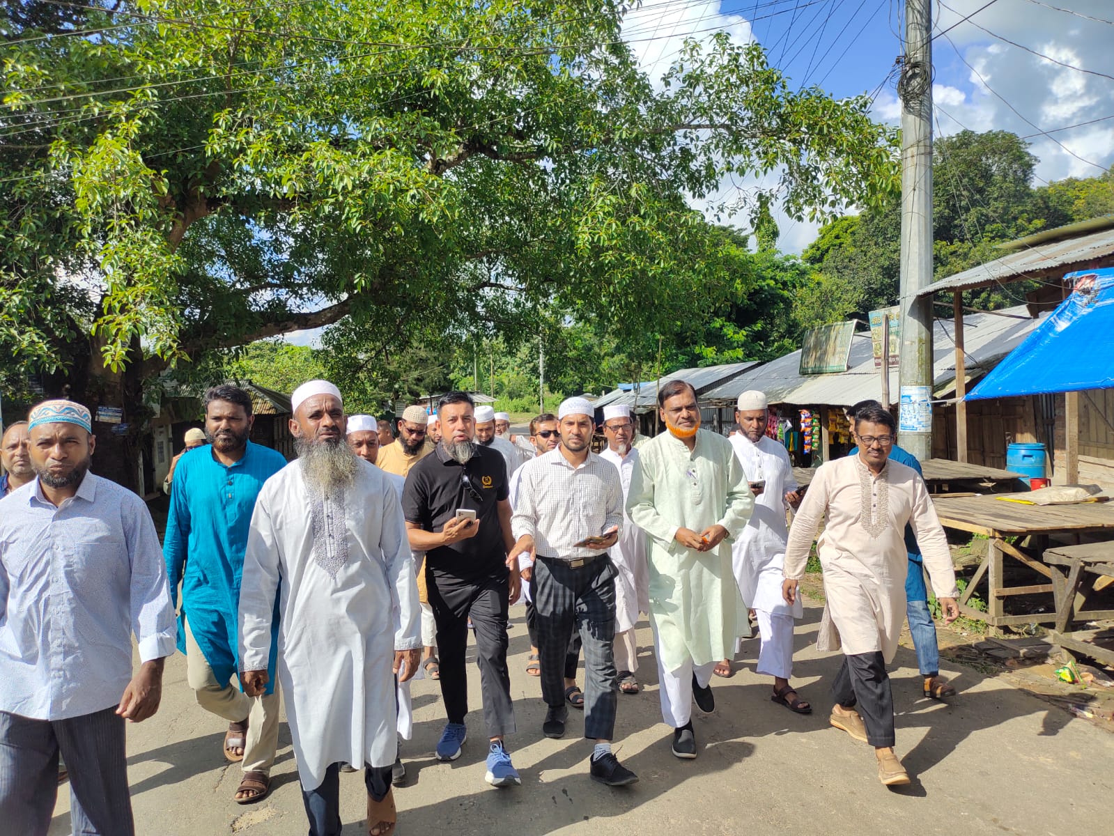 খাগড়াছড়ি জেলার ভাই বোন ছড়ায় জামায়াতের ইসলামের এমপি প্রার্থীর গণসংযোগ অনুষ্ঠিত,,