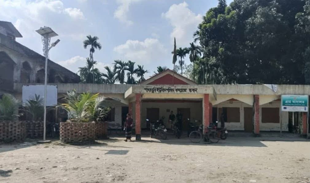 ভূরুঙ্গামারীতে মাদক আটক করে, ৭৫ হাজার টাকায় মাদক ছেড়ে দেওয়ার অভিযোগ,