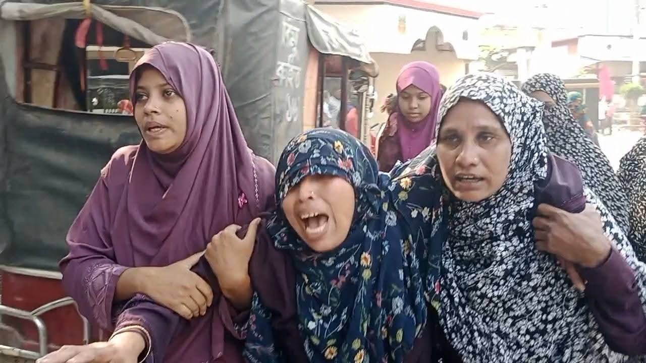ঝিনাইদহে সড়কে প্রাণ গেল কলেজ ছাত্রের