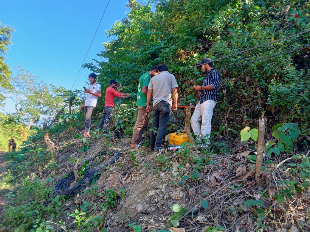 ছয় দিন পর সাজেকে ফিরল মোবাইল নেটওয়ার্কসে নাবাহিনীর দ্রুত পদক্ষেপে স্বস্তি স্থানীয়দের,,
