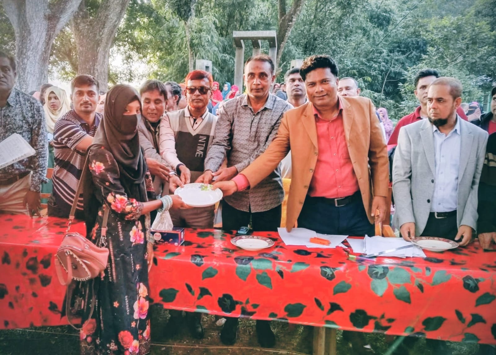 হরিণাকুণ্ডুতে বার্ষিক সাংস্কৃতিক ও পুরস্কার বিতরণ অনুষ্ঠান অনুষ্ঠিত,,