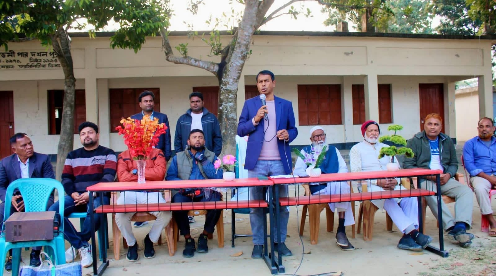 হরিণাকুণ্ডুতে বিএনপির নির্বাচনী পথসভা,,