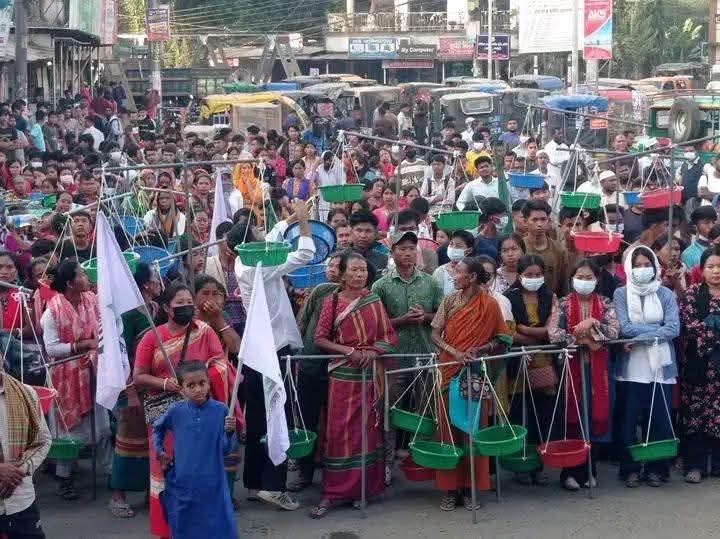 খাগড়াছড়িতে দাঁড়িপাল্লার সমর্থনে চাকমা, ত্রিপুরা, মারমা সম্প্রদায়ের বিশাল গণমিছিল,,