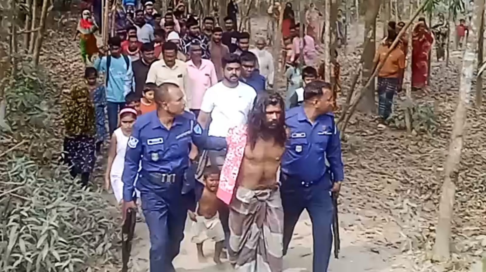 রাজবাড়ীতে মাদক ব্যবসায়ীর লাঠির আঘাতে বৃদ্ধের মৃত্যু; এলাকায় চাঞ্চল্য,,