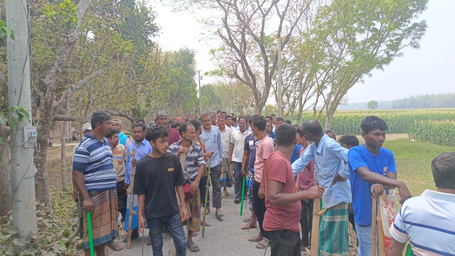 গাংনীতে বিএনপির দুই গ্রুপের সংঘর্ষে উপজেলা বিএনপির সভাপতিসহ আহত ১